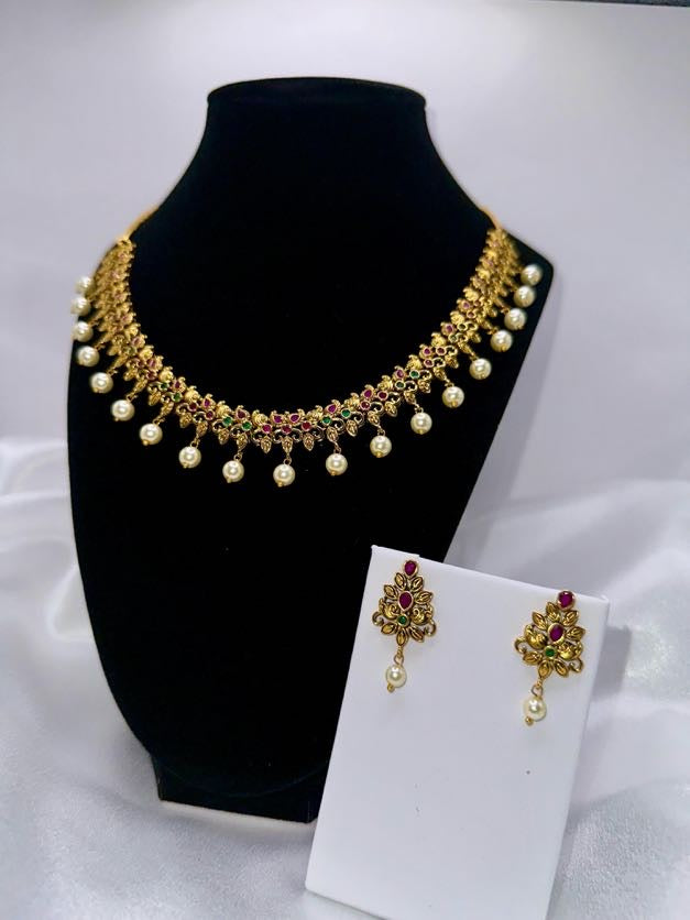 Pearl & Gemstone Necklace Set