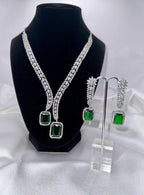 Emerald Elegance Jewelry Set Green