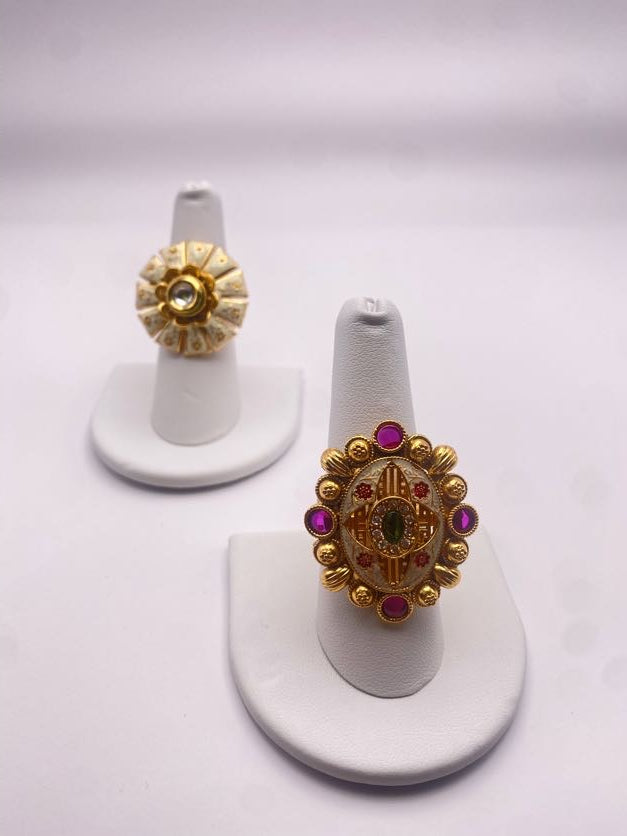 Noor Kundan Ring