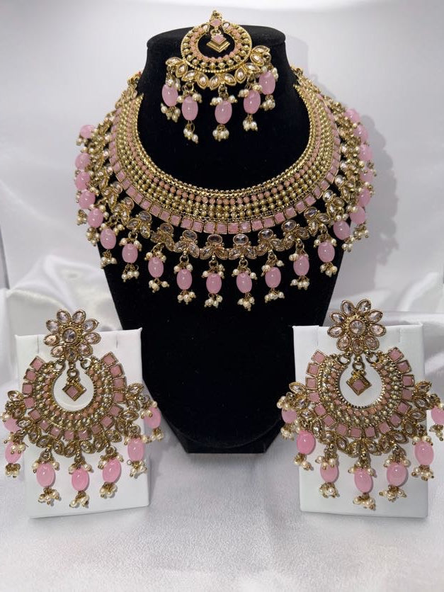 Blush Pink & Gold Kundan Jewelry Set