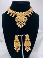 Aarya Gold Temple Set